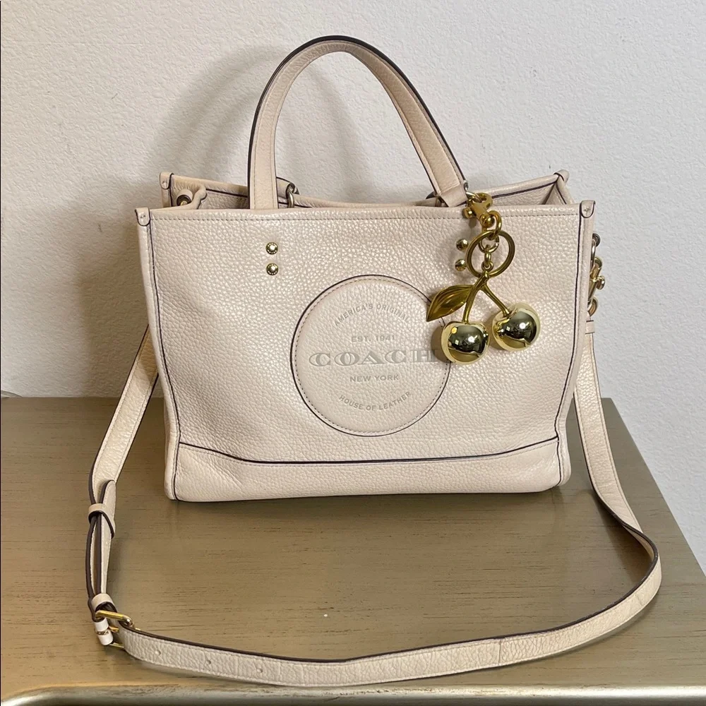 Coach Dempsey Carryall Bag - Picture 1 of 9
